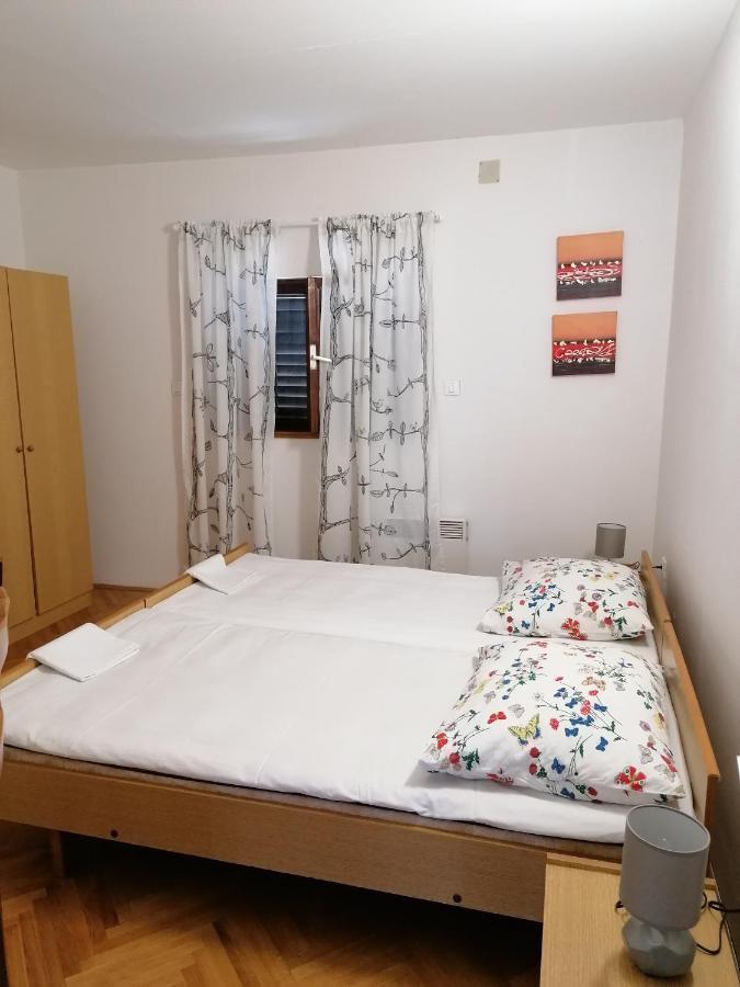 Apartment Halugica Kali Dış mekan fotoğraf