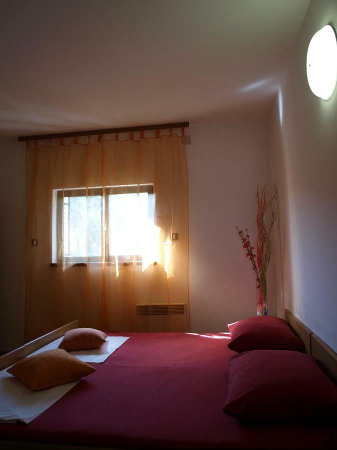 Apartment Halugica Kali Dış mekan fotoğraf