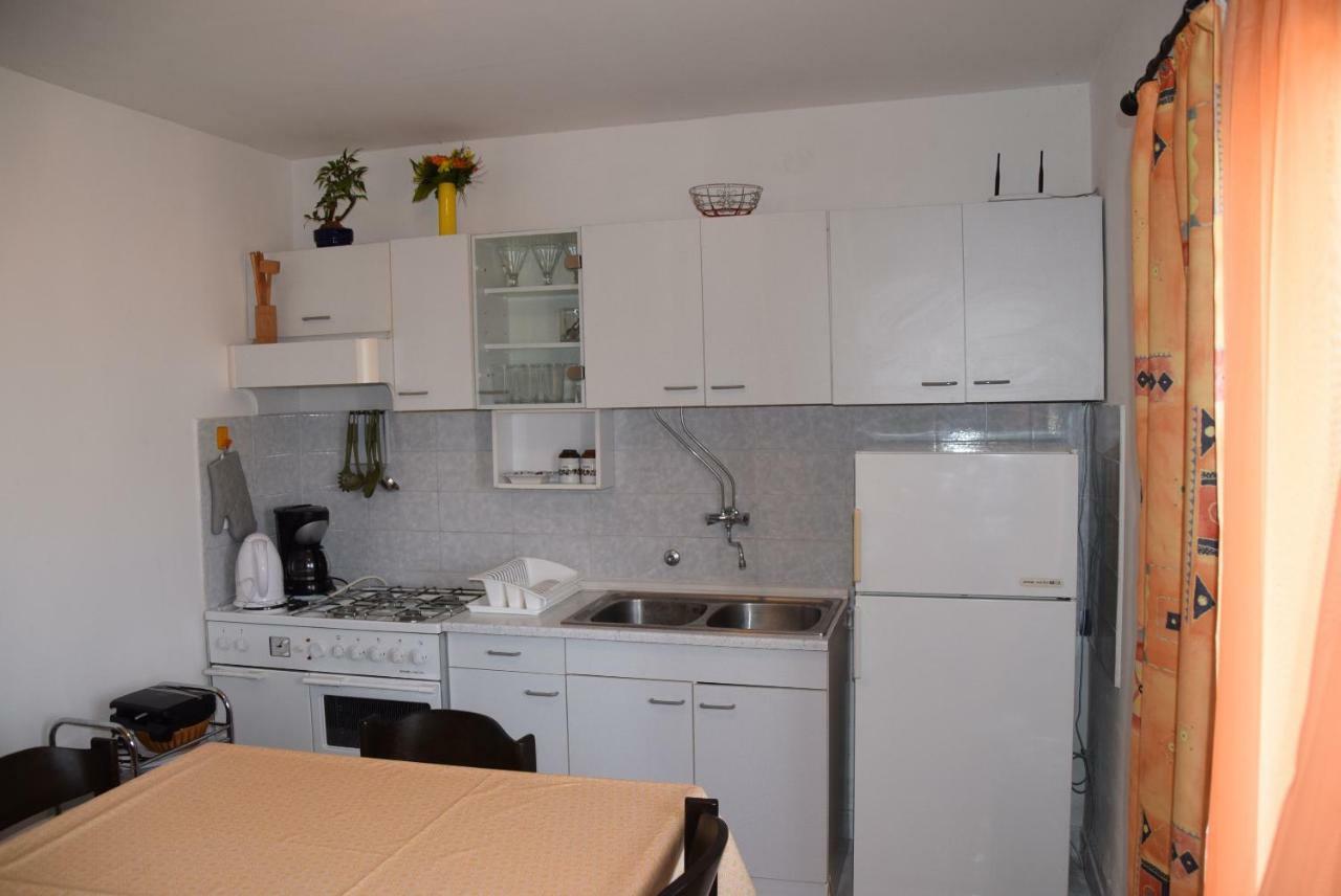Apartment Halugica Kali Dış mekan fotoğraf